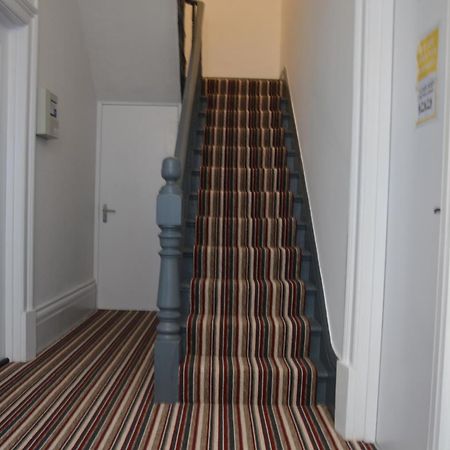 Holly Lodge Weston-super-Mare Extérieur photo